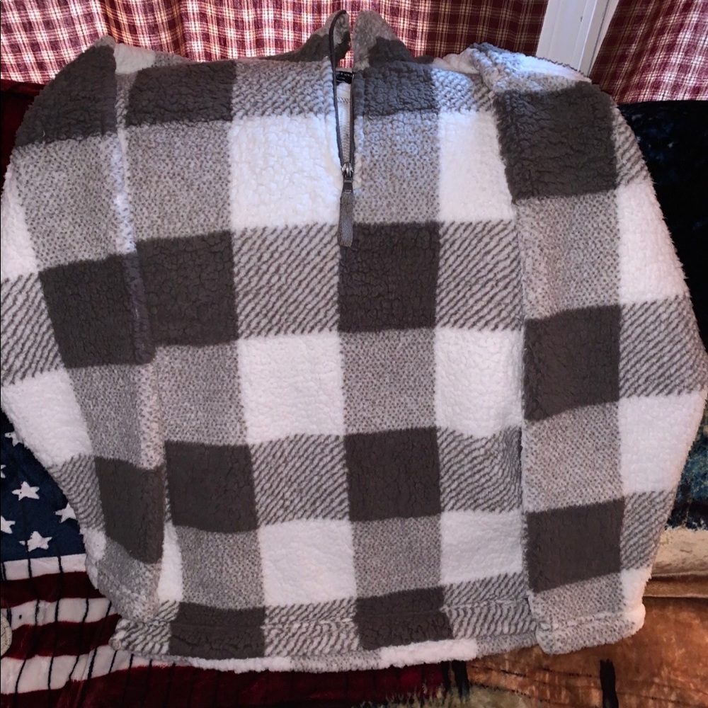 Brand New Sherpa Quarter Zip Up Never Worn. Only Opened Package To Take Picture!